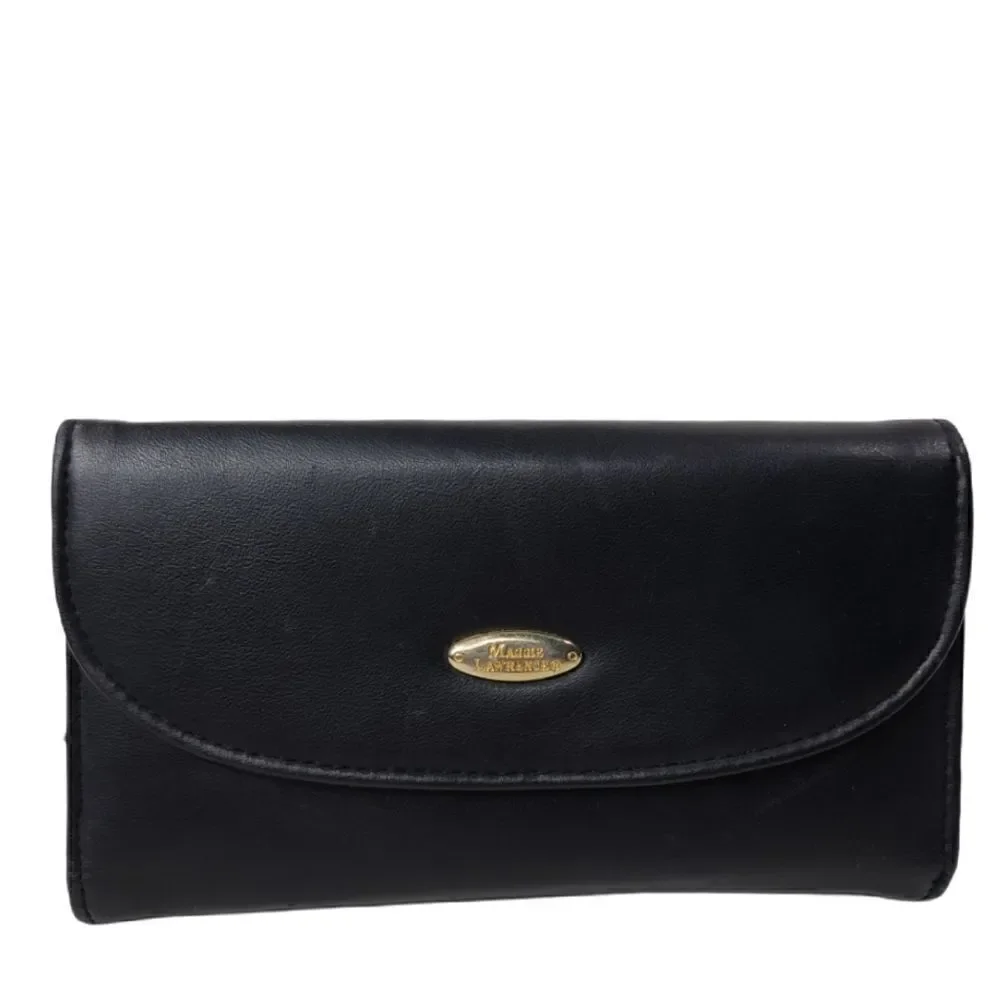 Maggie Lawrence women's black leather wallet